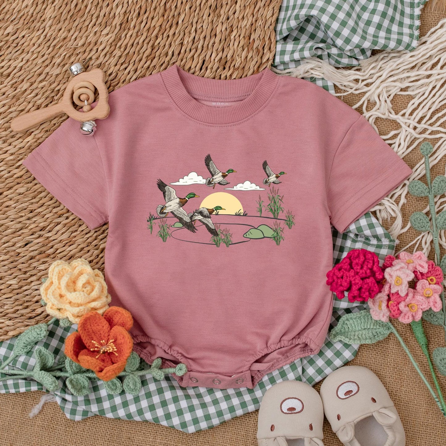 Vintage Duck Baby Romper, Retro Mallard Duckling Bodysuit, Hunting Lover Gift, New Baby Clothes, Duck Lover Gift for Baby Boy or Girl