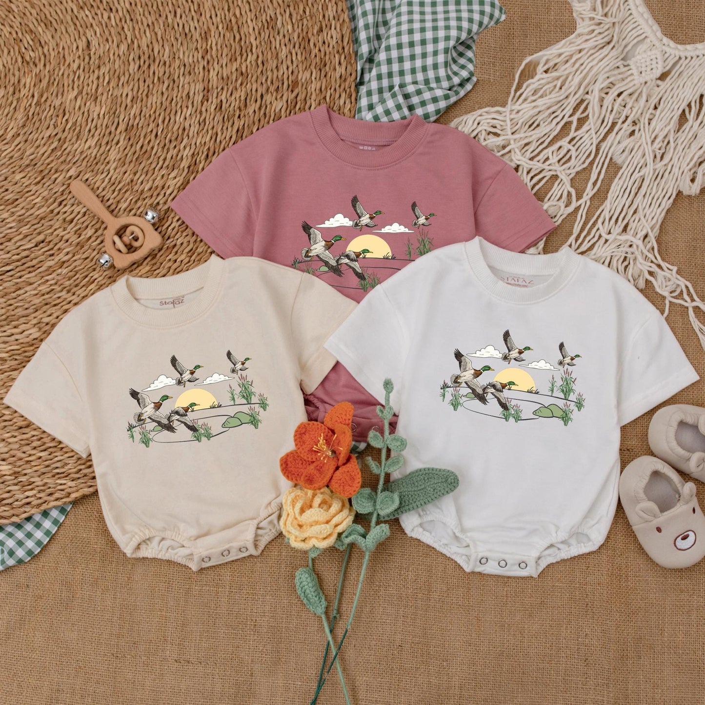 Vintage Duck Baby Romper, Retro Mallard Duckling Bodysuit, Hunting Lover Gift, New Baby Clothes, Duck Lover Gift for Baby Boy or Girl
