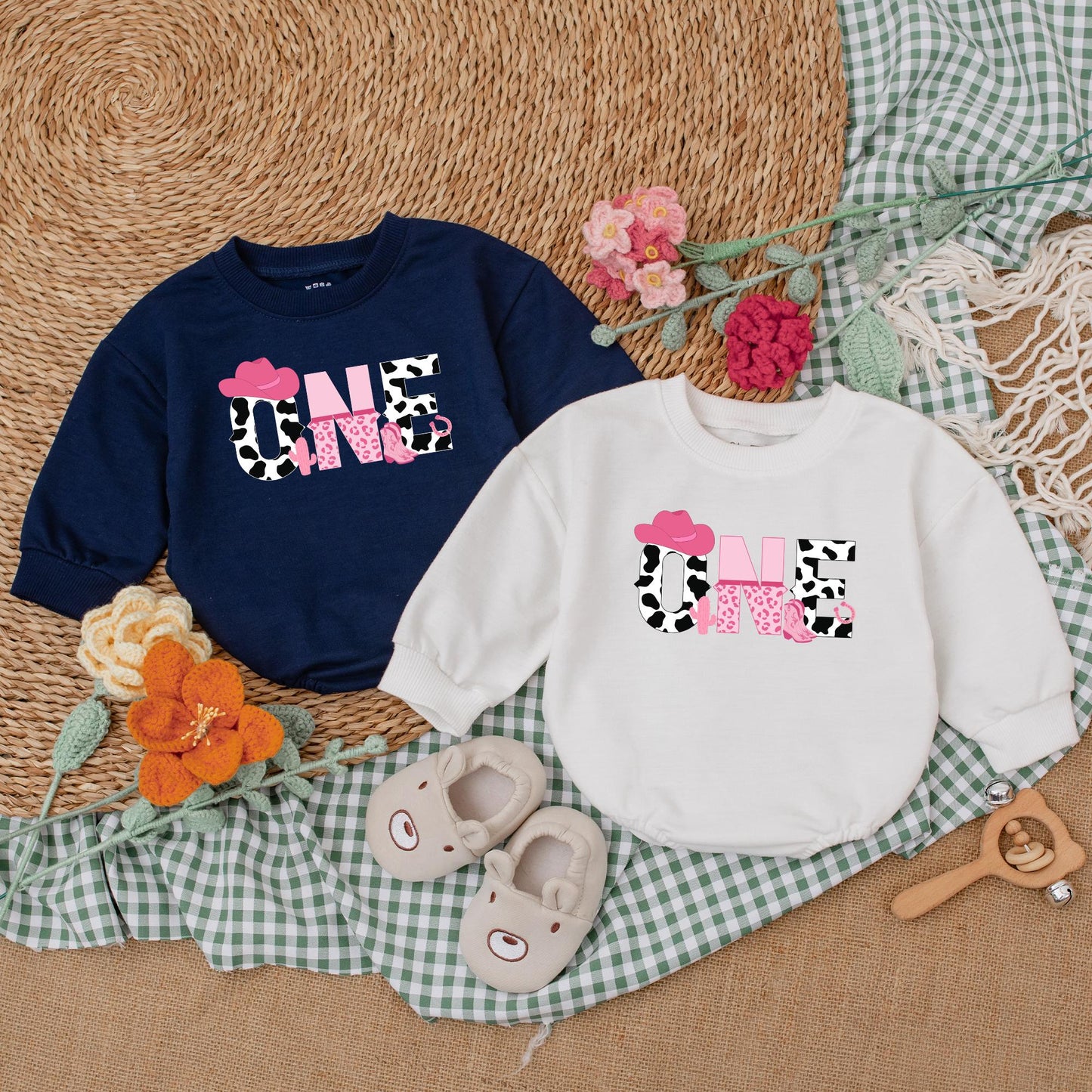 Pink Cowgirl 1st Birthday Romper Baby Girl Western Outfit First Rodeo Bubble Romper Country Party Clothes Girl's Birthday Gift