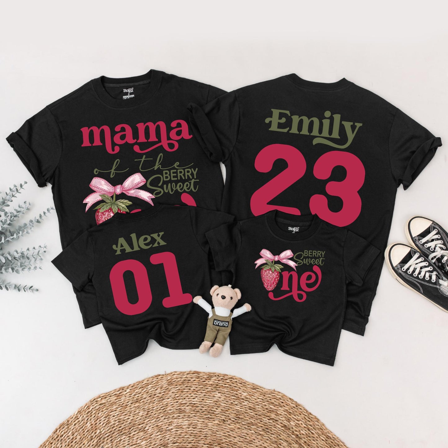 Berry Sweet One Family Matching Strawberry Birthday Shirts Mama Papa Daddy Mommy 1st Birthday Party Theme Red Green Cotton
