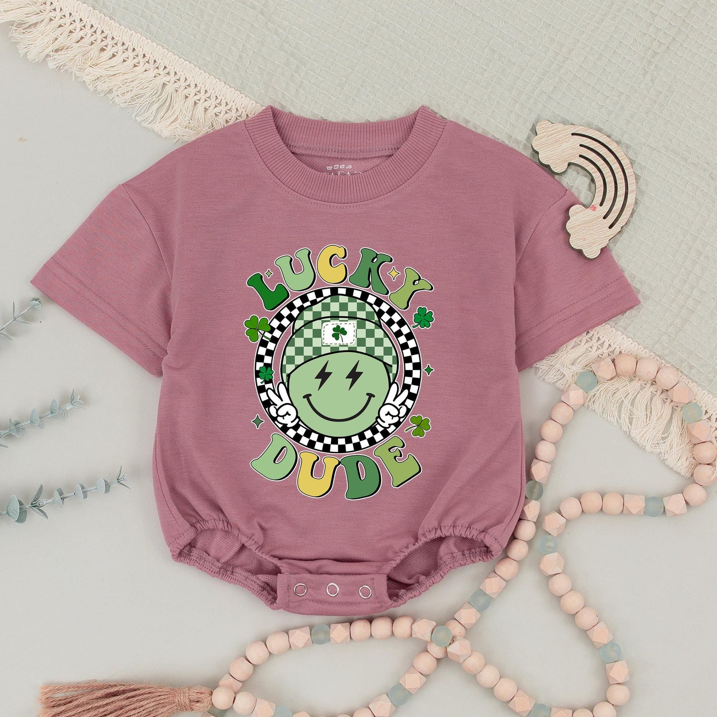 Retro Lucky Family Matching Shirts One Lucky Dude Mama Retro Smiley Face St Patrick's Day Gift
