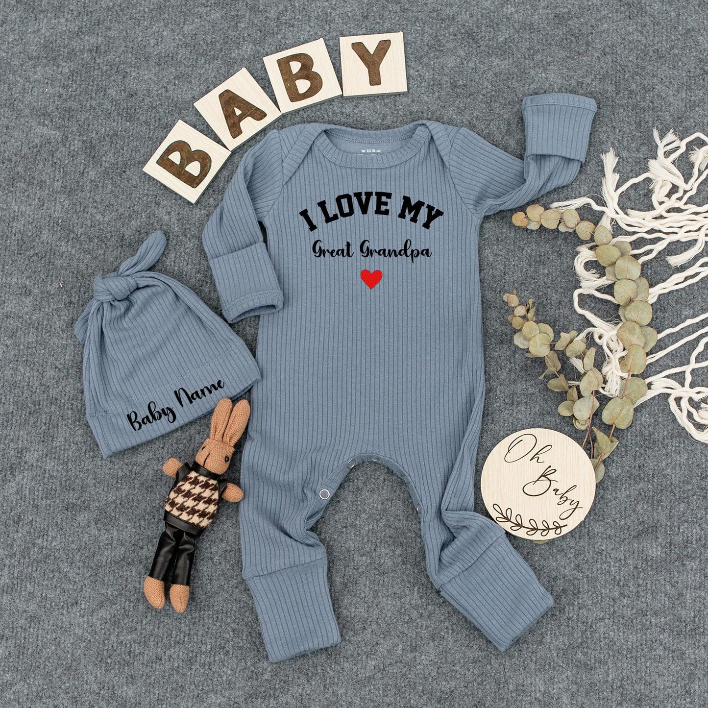 I Love My Custom Name Bodysuit and Hat Set for Baby Pregnancy Announcement Newborn Outfit with Red Heart Simple Modern Design