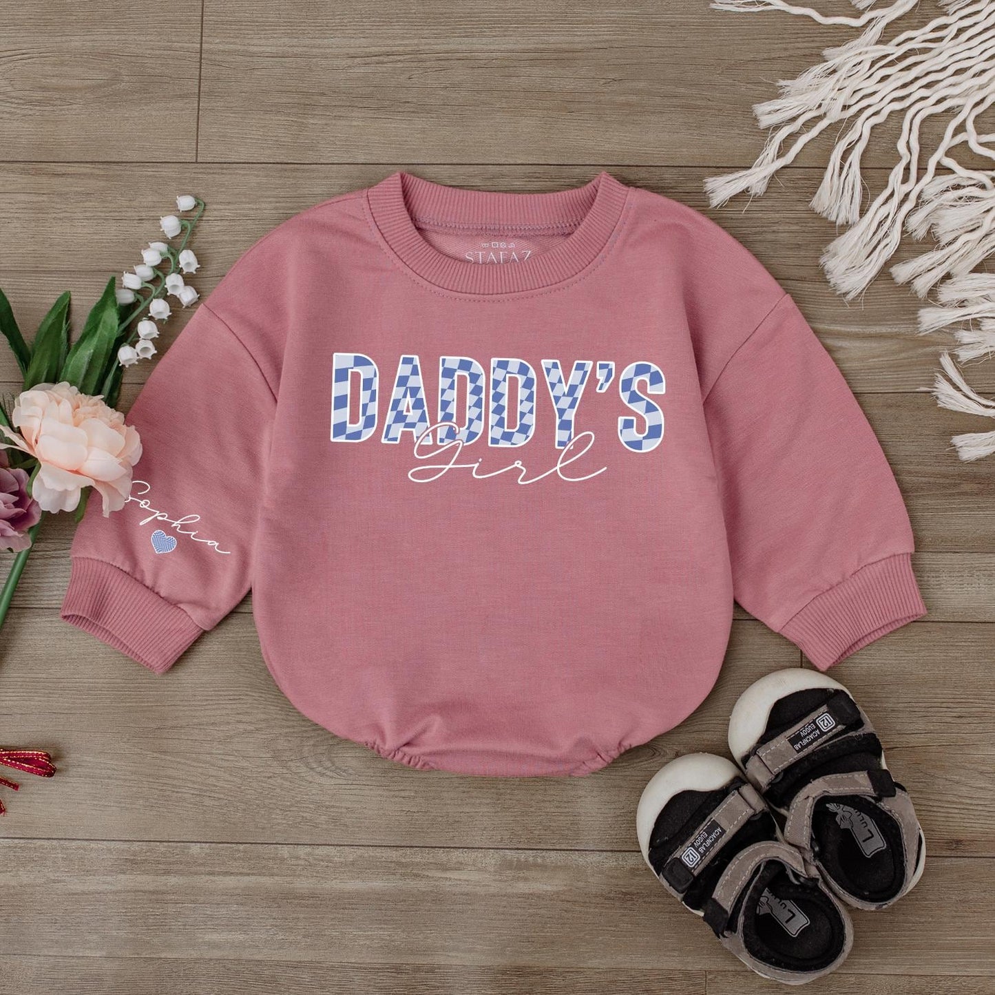 Sweet Daddy's Girl Long Sleeve Bubble Romper Adorable Baby Girl Outfit Perfect Father Daughter Gift Soft Comfortable Newborn Coming Home Clothes