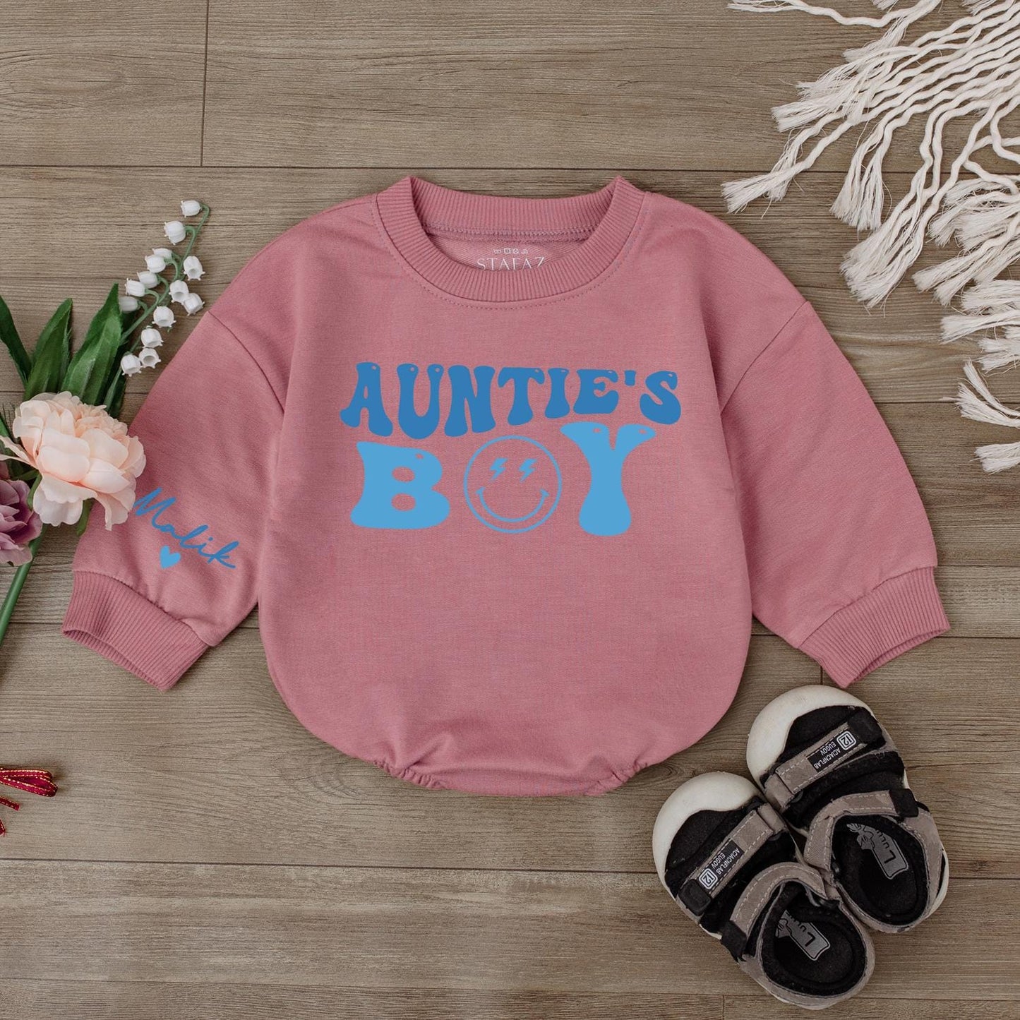 Auntie’s Boy Baby Bodysuit Cute Little Bestie Outfit Gift for Aunties Groovy Smiley Face Newborn Romper Baby Clothes