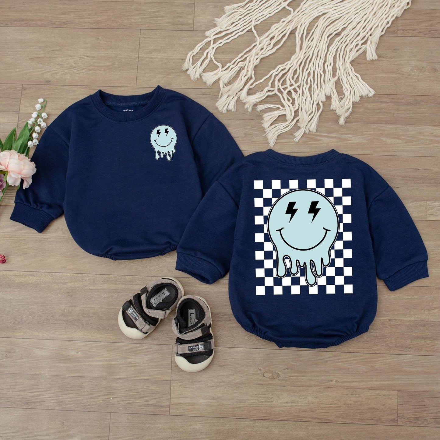 Retro Smiley Face Baby Romper Cute Checkered Kids Outfit Happy Face Bodysuit Baby Shower Gift Newborn Clothes Casual Birthday Toddler Tee