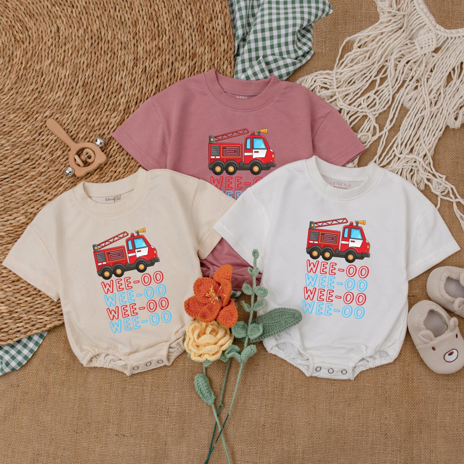 Wee-oo Firetruck Baby Romper Short Sleeve Bodysuit Firefighter Baby Boy Outfit Newborn Clothing Comfortable Cotton Fun Design