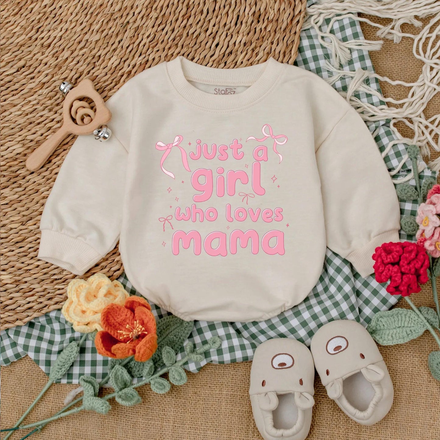 Mama's Girl Baby Romper, First Mother's Day Gift, Pink Bow Design, Infant Girl Bodysuit, Mommy and Me, Baby Shower Gift