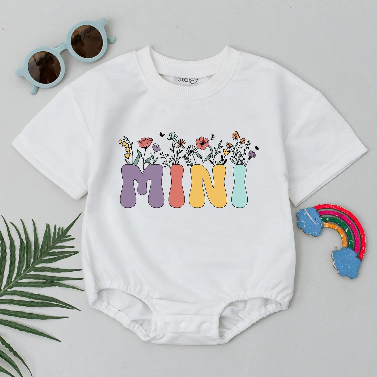 Personalized Mama and Mini Flower T-Shirts and Romper Matching Mom Daughter Outfit First Mother's Day Gift for New Moms Comfortable Cotton Set