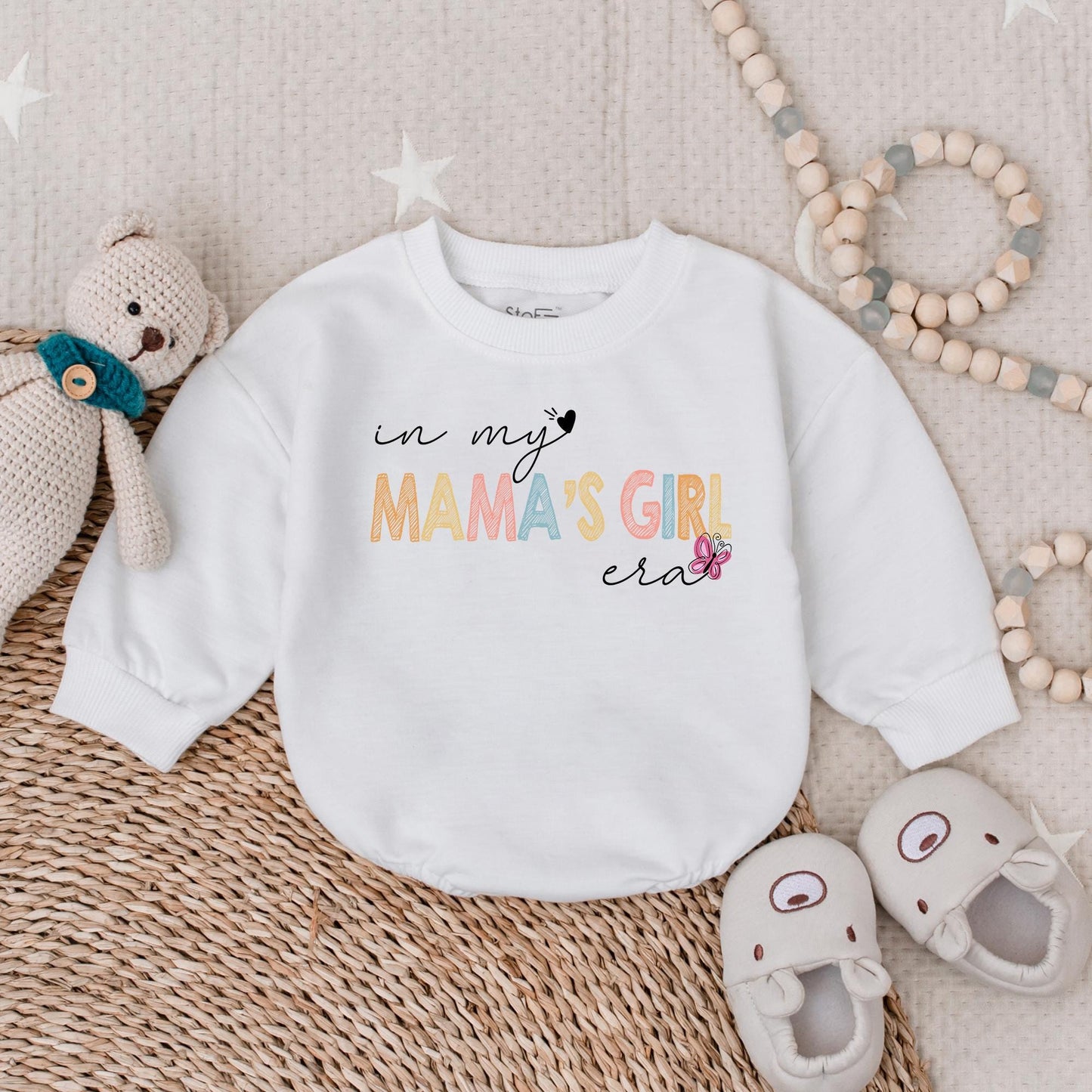 Mama's Girl Newborn Bubble Romper, Sweet Baby Girl Outfit for Pregnancy Reveal, Mother's Day Gift, Baby Shower Present, Soft Cotton Clothes