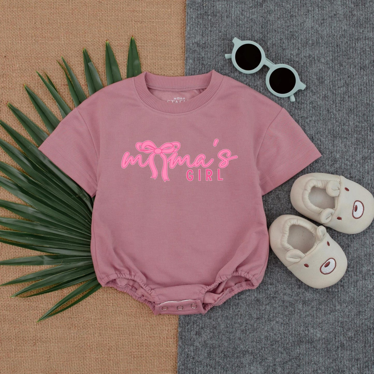 Mama's Girl Pink Bow Bubble Romper Baby Baggy T-shirt Infant Outfit Fathers Day New Dad Gift Adorable Newborn Girl Clothing Comfortable Soft