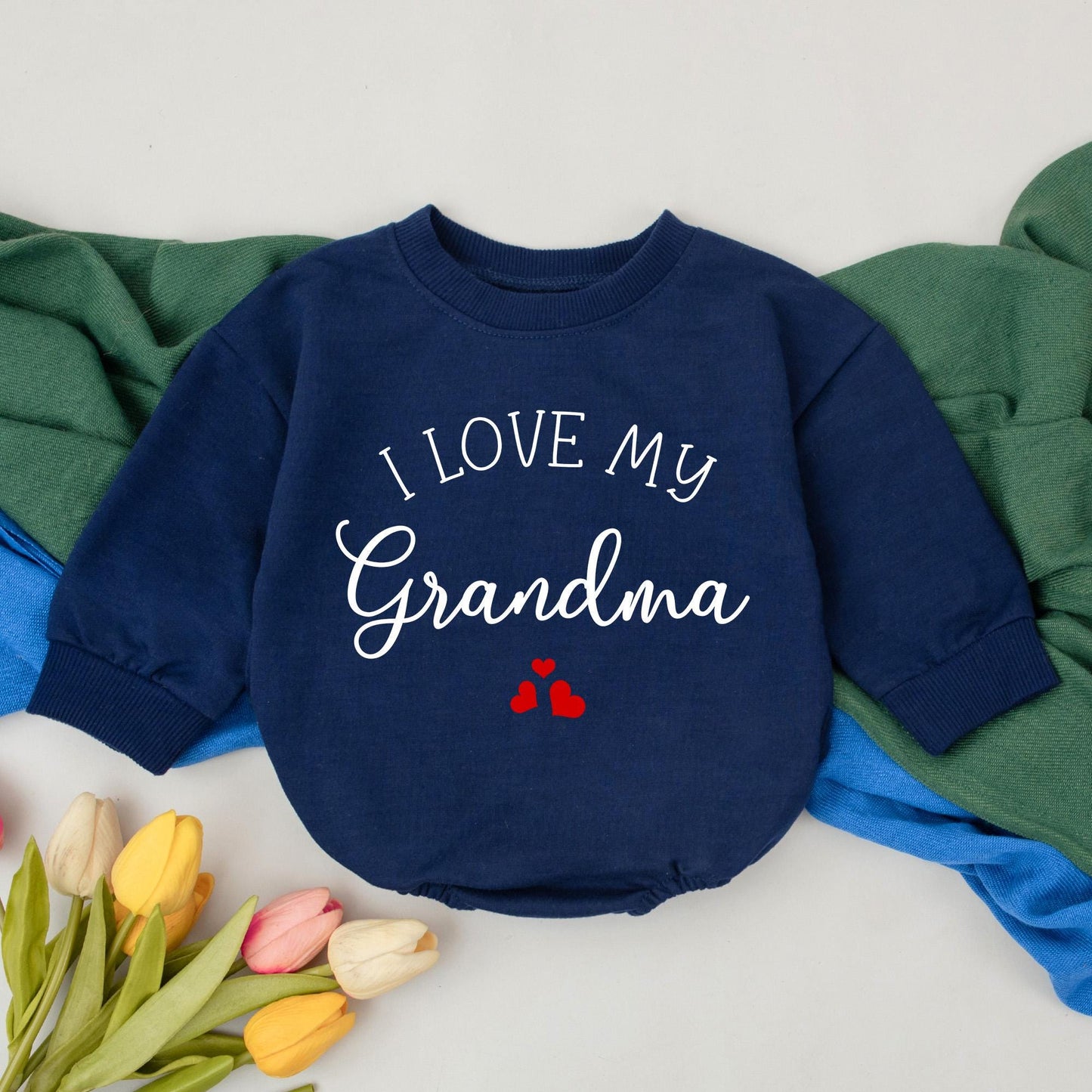 I Love My Grandma Bubble Romper Sweet Hearts Design Newborn Baby Announcement Outfit Grandma Gift for Mother’s Day Baby Shower Gift