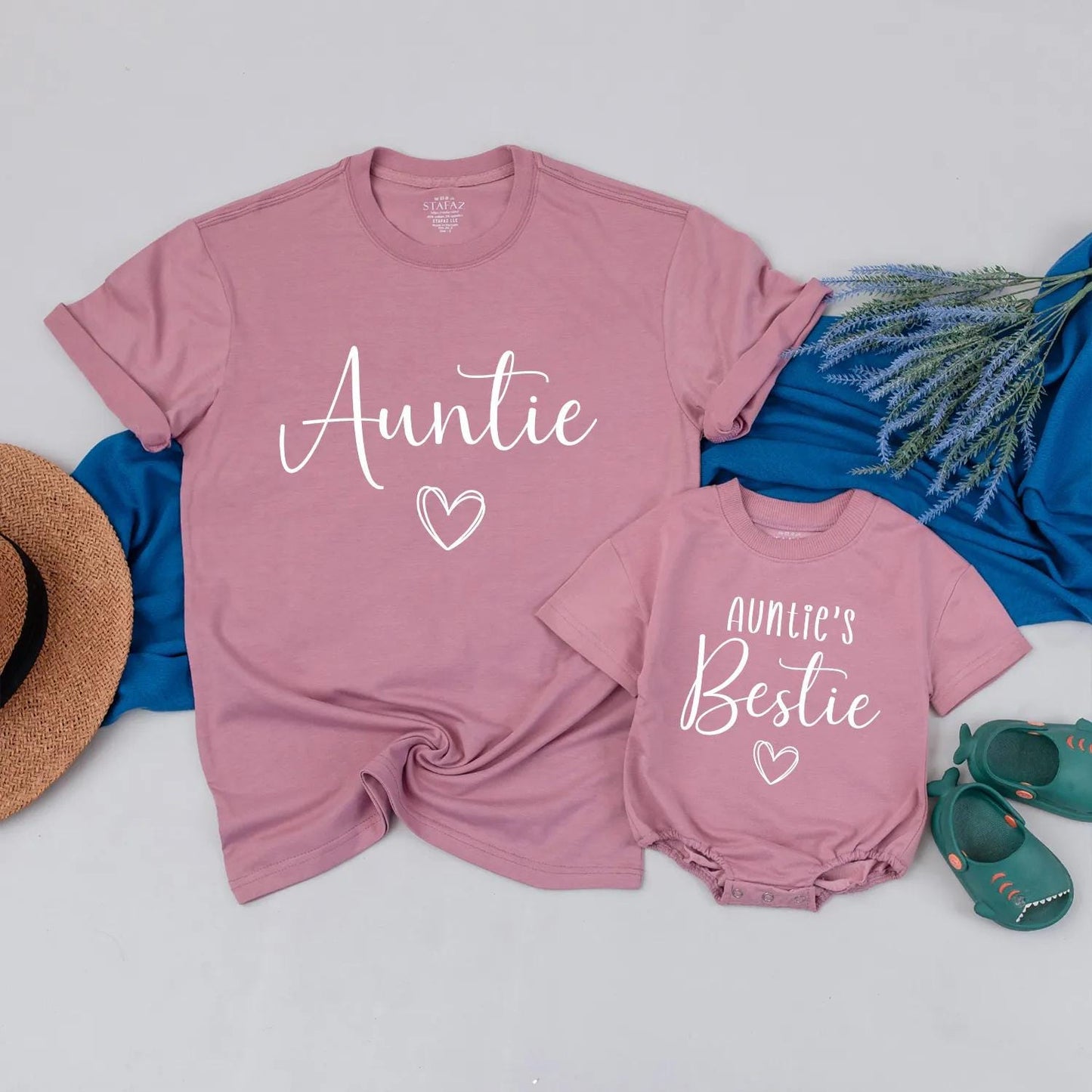 Auntie and Baby Matching Bestie T-Shirts Cute Outfit Set Perfect Gift for New Aunts Baby Shower Celebration Comfortable Bodysuit