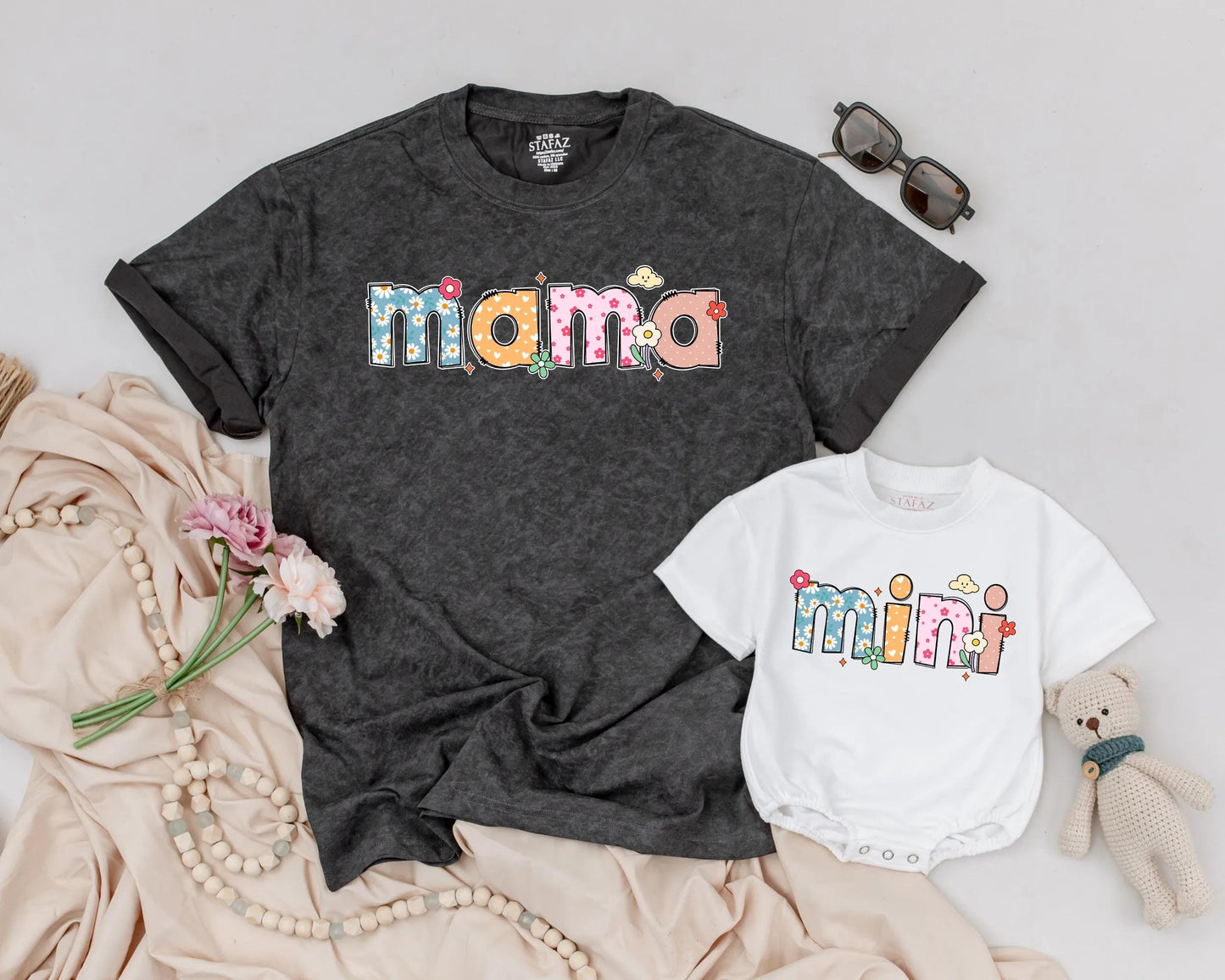 Retro Mama Mini Matching Flower Shirts Vintage Floral Mommy and Me Outfit Cute Mother’s Day Gift Cozy Family Matching Style Cotton Comfort