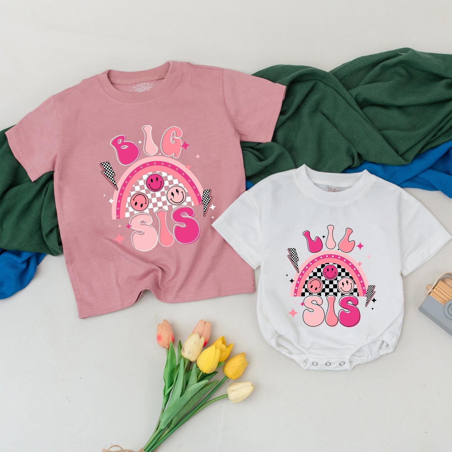 Big Bro Big Sis Matching Retro Outfits for Baby & Toddler – Pregnancy Reveal, Brother Sister Gift – Custom Sibling Announcement Tees (139 chars)