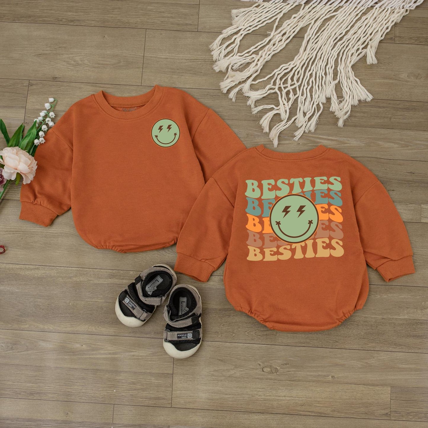 Wavy Besties Retro Smiley Face Baby One Piece Romper Newborn Girl Outfit Best Friend Gift Idea Comfortable Cotton Bubble Bodysuit