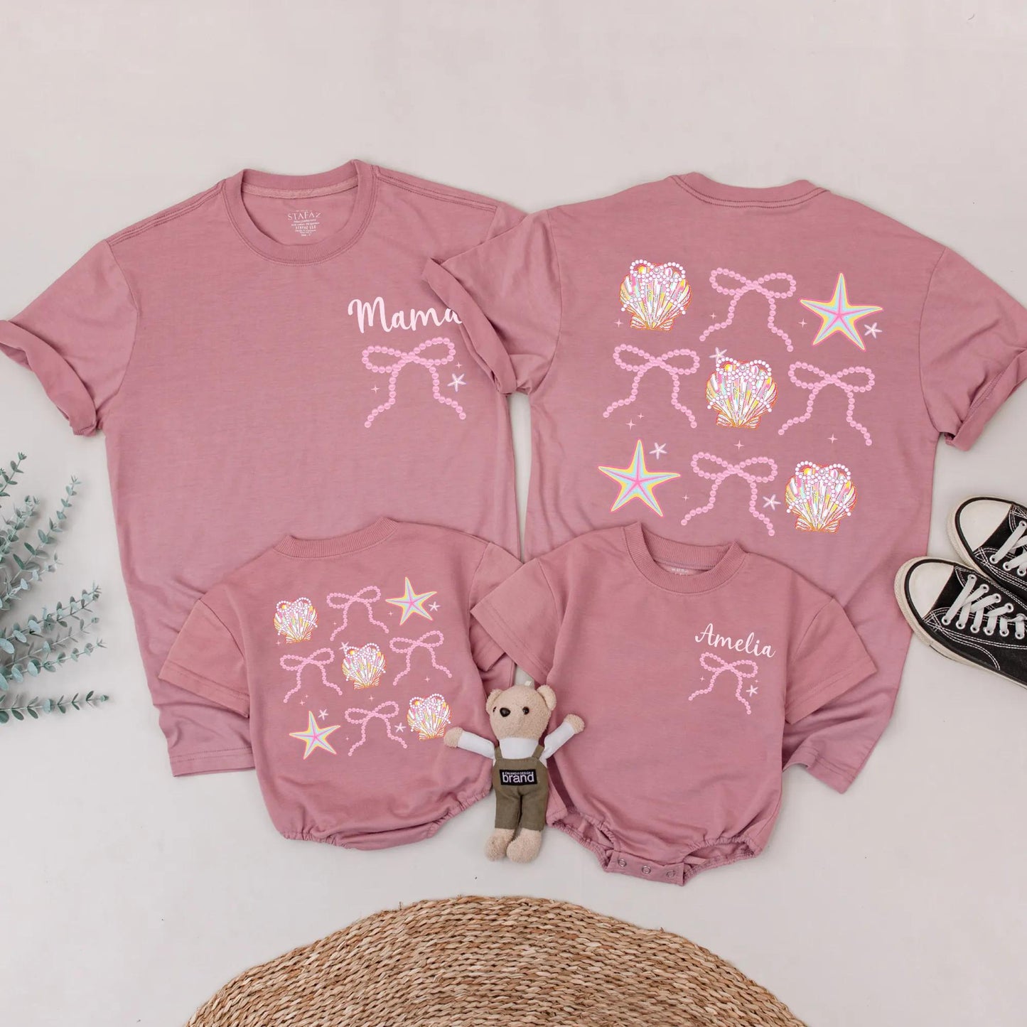 Cute Seashell Bow Matching Family Shirts Mommy and Me Beach Outfits Personalized Amelia Summer Vacation Tees
