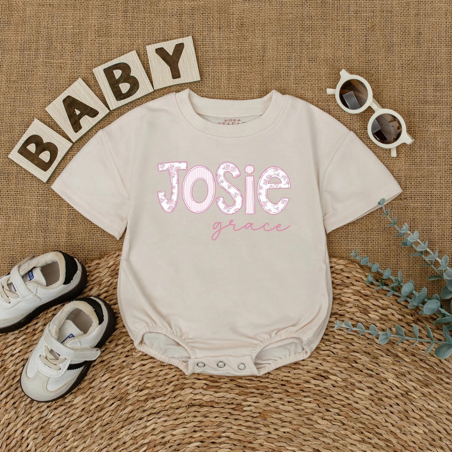 Personalized Pink Floral Baby Girl Romper Wildflower Name Bodysuit Short Sleeve Bubble Outfit Coming Home Newborn Shower Gift