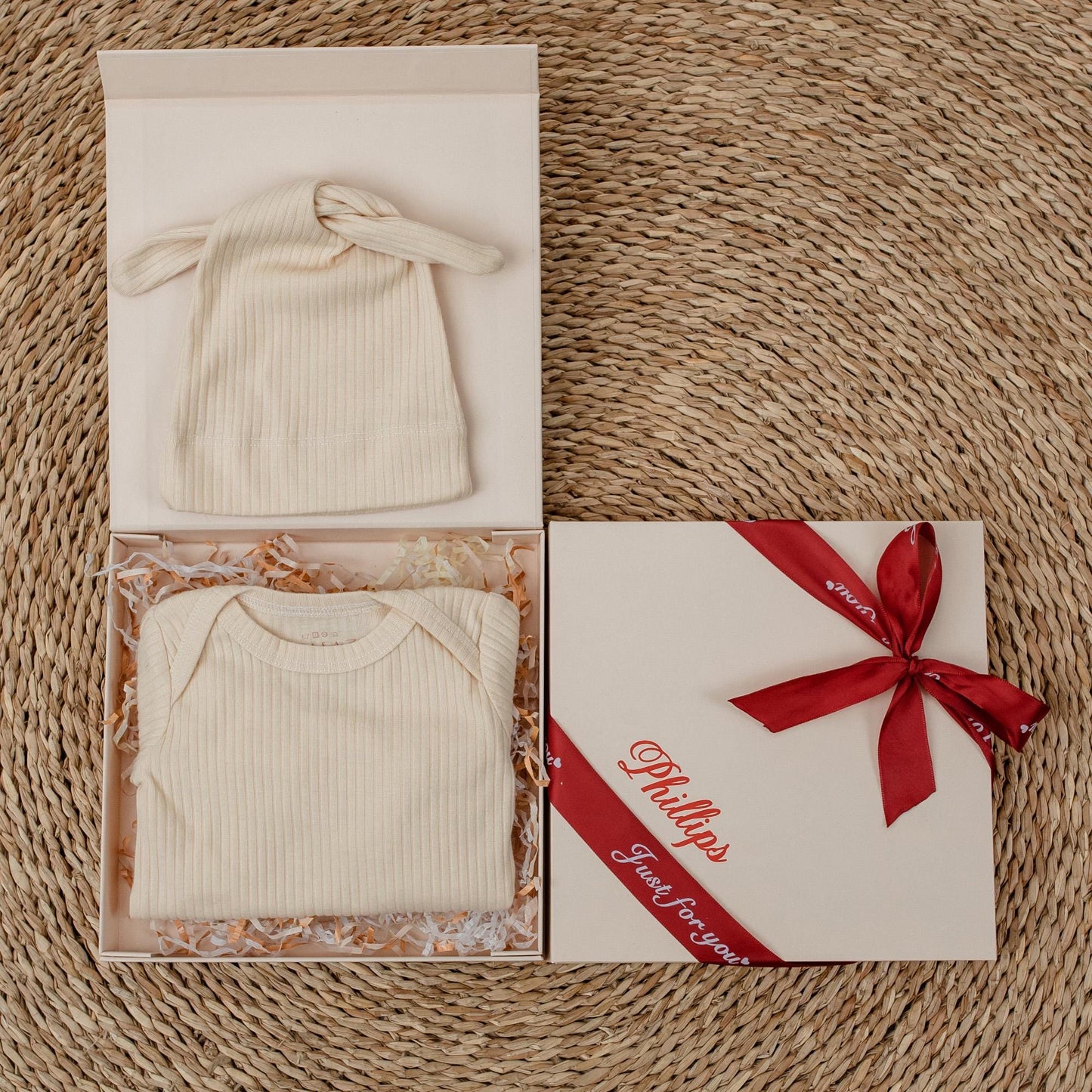 Custom New To The Crew Baby Bodysuit & Williams Name Outfit, Newborn Gift Set, Red Script with Stars Baby Announcement