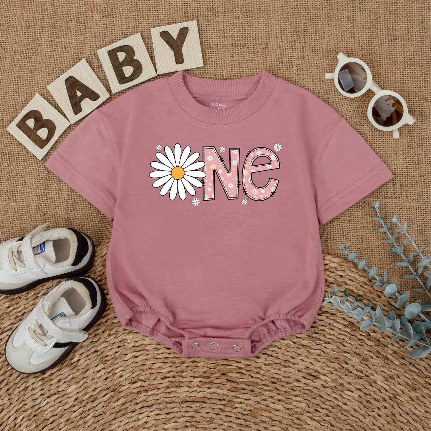 Personalized Daisy 1st Birthday Romper for Baby Girl, Wildflower Wild ONE Bodysuit, First Birthday Outfit, Custom Cake Smash
