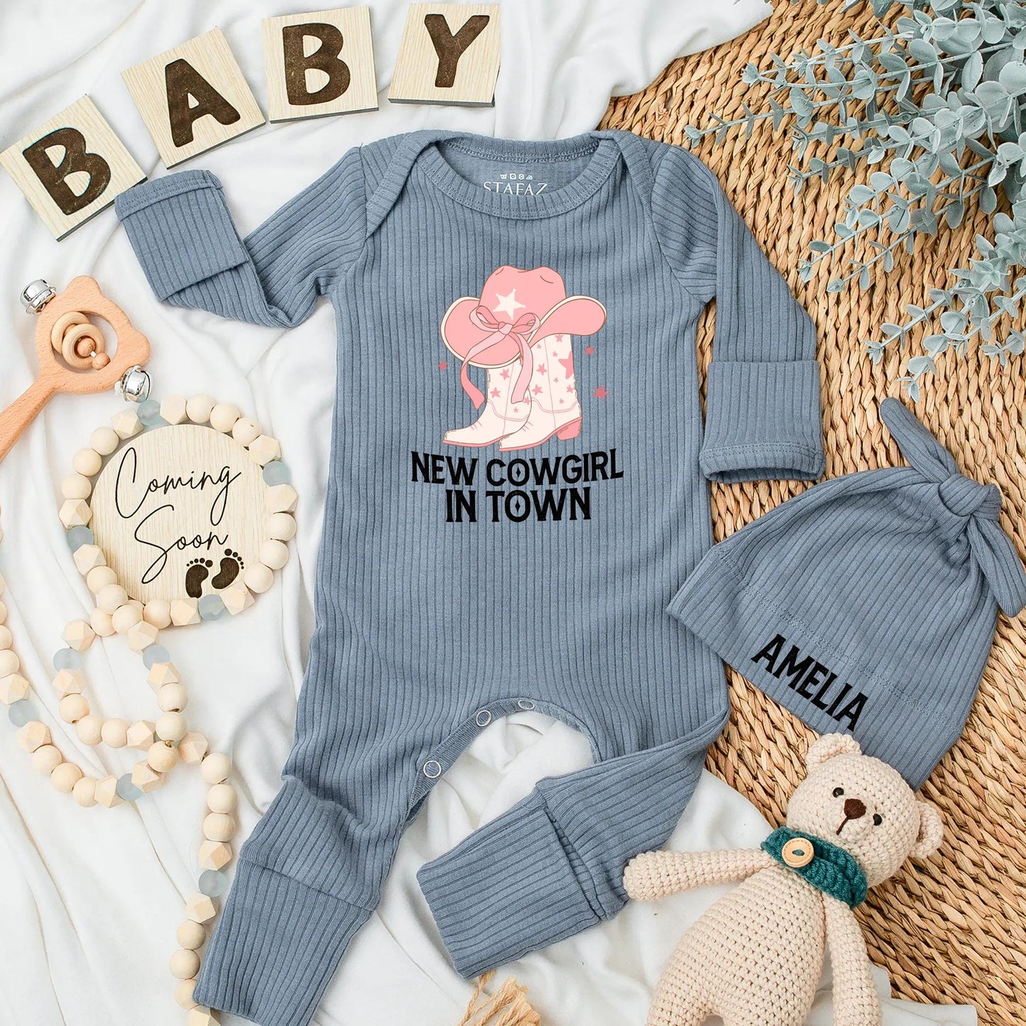 New Cowgirl in Town Baby Bodysuit, Personalized Western Baby Girl Outfit, Custom Cowgirl Hat Baby Clothes, Rodeo Newborn Gift