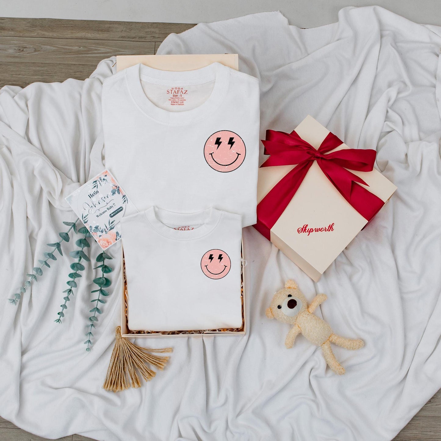 Personalized Auntie's Bestie Outfit - Auntie Matching Shirt & Baby Romper Gift Set, Custom Niece Newborn Clothes, Cool Auntie Gift