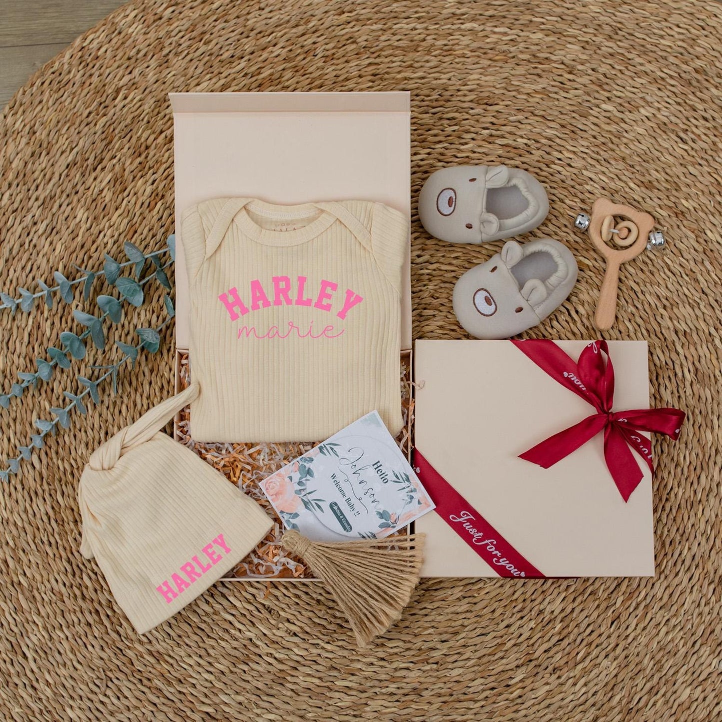Personalized Baby Girl Coming Home Outfit Vintage Romper & Hat Custom First Middle Names Gender Neutral Newborn Gift