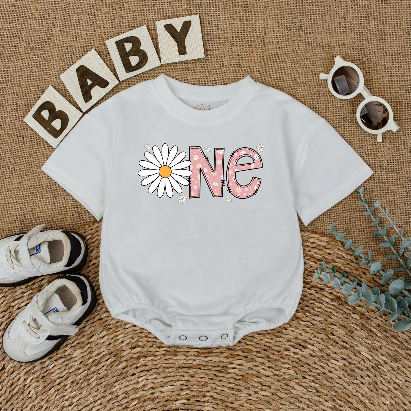 Personalized Daisy 1st Birthday Romper for Baby Girl, Wildflower Wild ONE Bodysuit, First Birthday Outfit, Custom Cake Smash