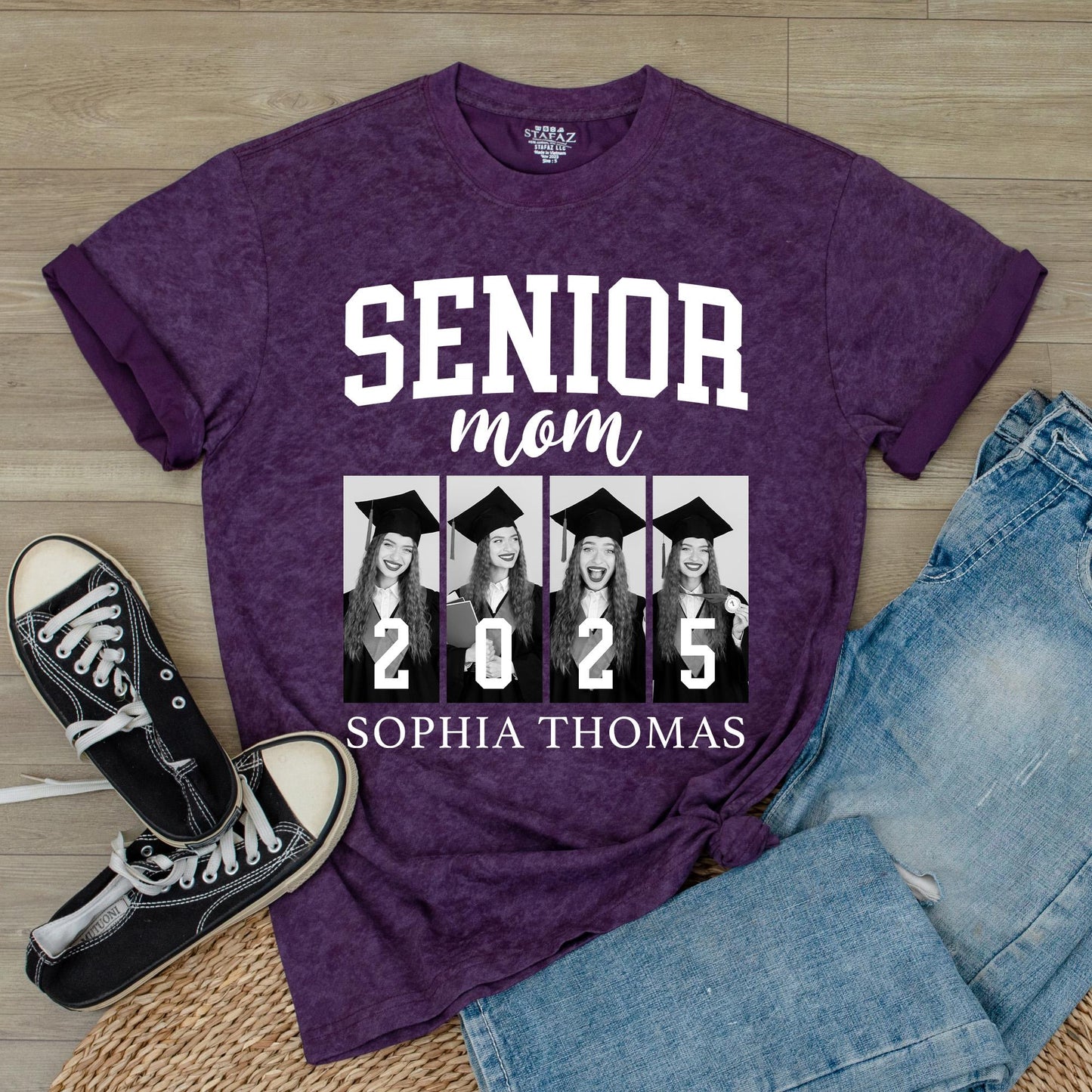 Custom Face Photo Senior 2025 Mom and Dad Matching Family Graduation Shirts for Proud Parents Class of 2025 Memorable Keepsake