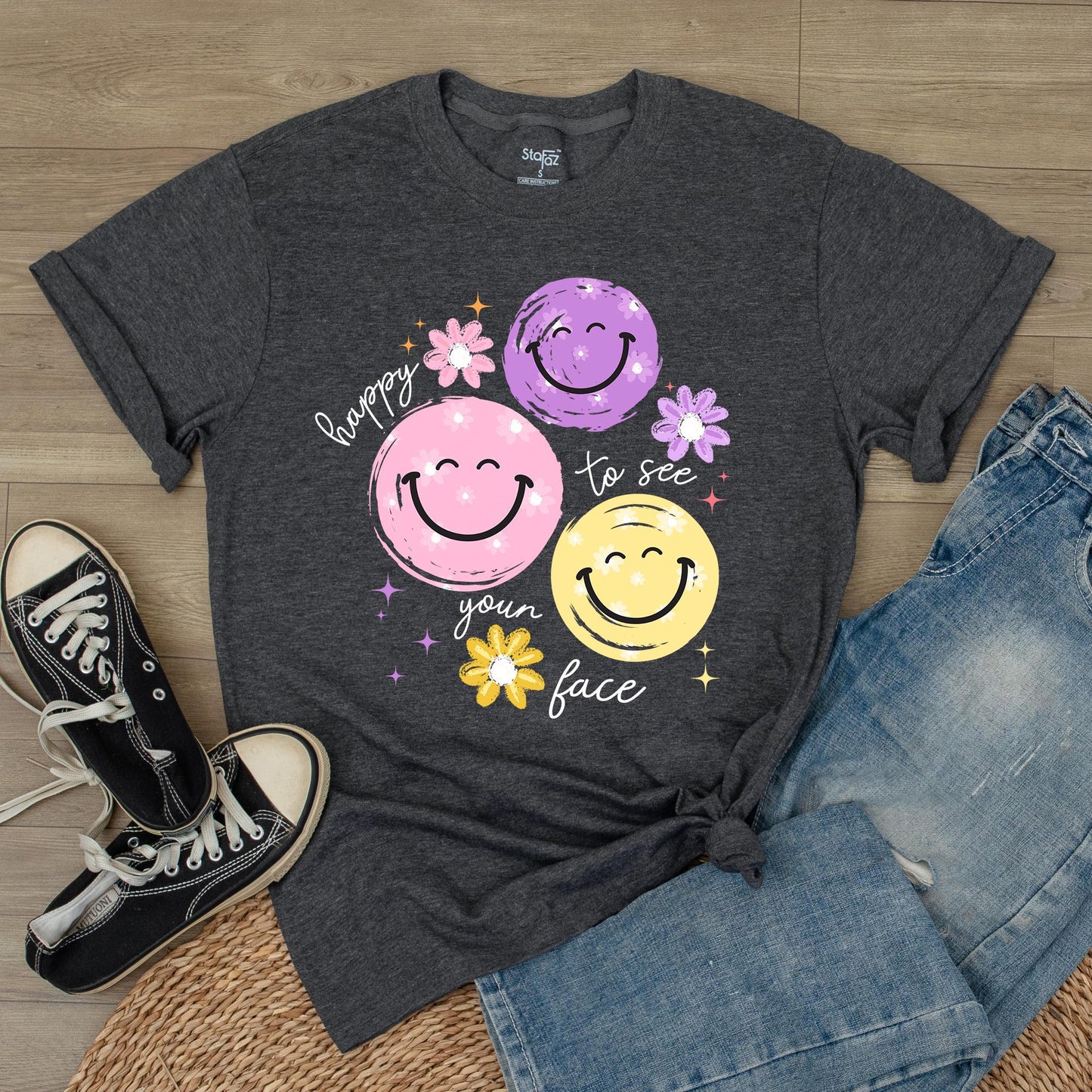 Happy To See Your Face T-Shirt Cute Teacher Gift Back to School New Teacher Appreciation Life Shirt