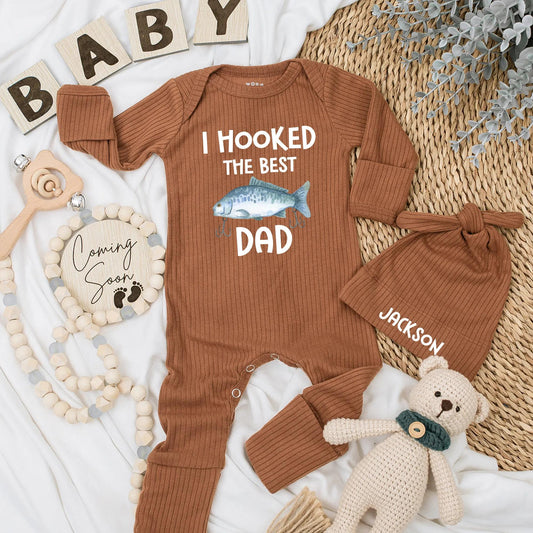 Hooked the Best Dad Baby Bodysuit Cute Fishing Outfit for New Dads Funny Newborn Gift Idea for Fisherman Daddy