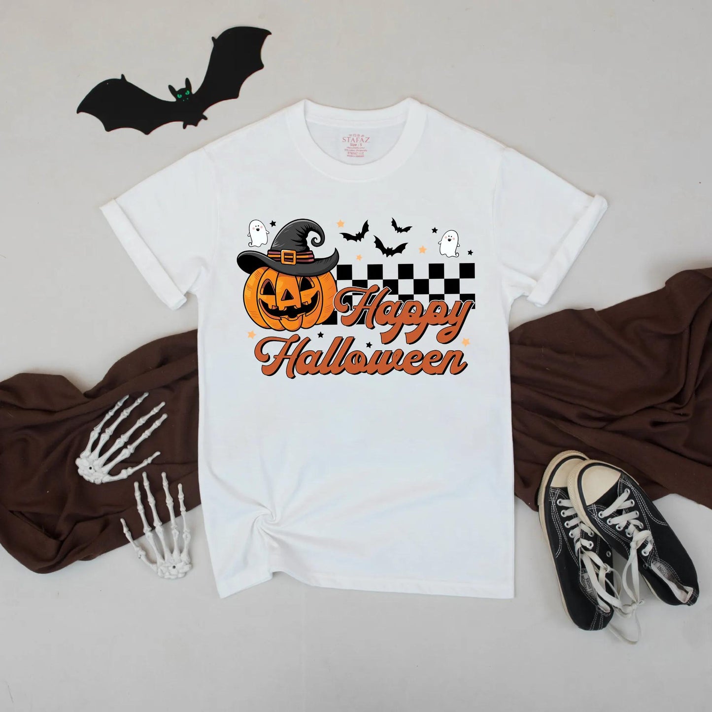 Cute Halloween Pumpkin Witch Hat Shirt Happy Halloween Tee Spooky Season Fall Outfit Graphic T-Shirt