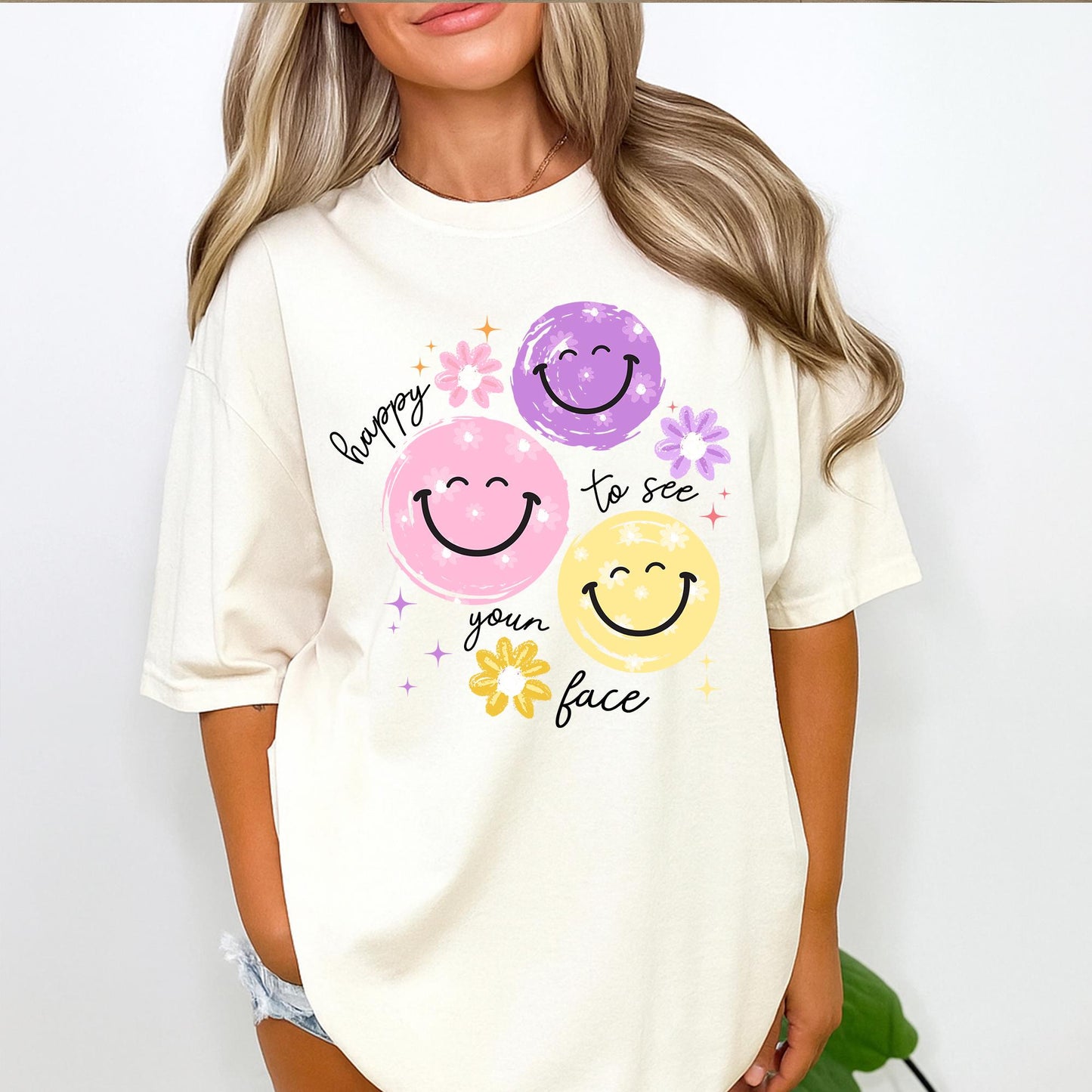 Happy To See Your Face T-Shirt Cute Teacher Gift Back to School New Teacher Appreciation Life Shirt