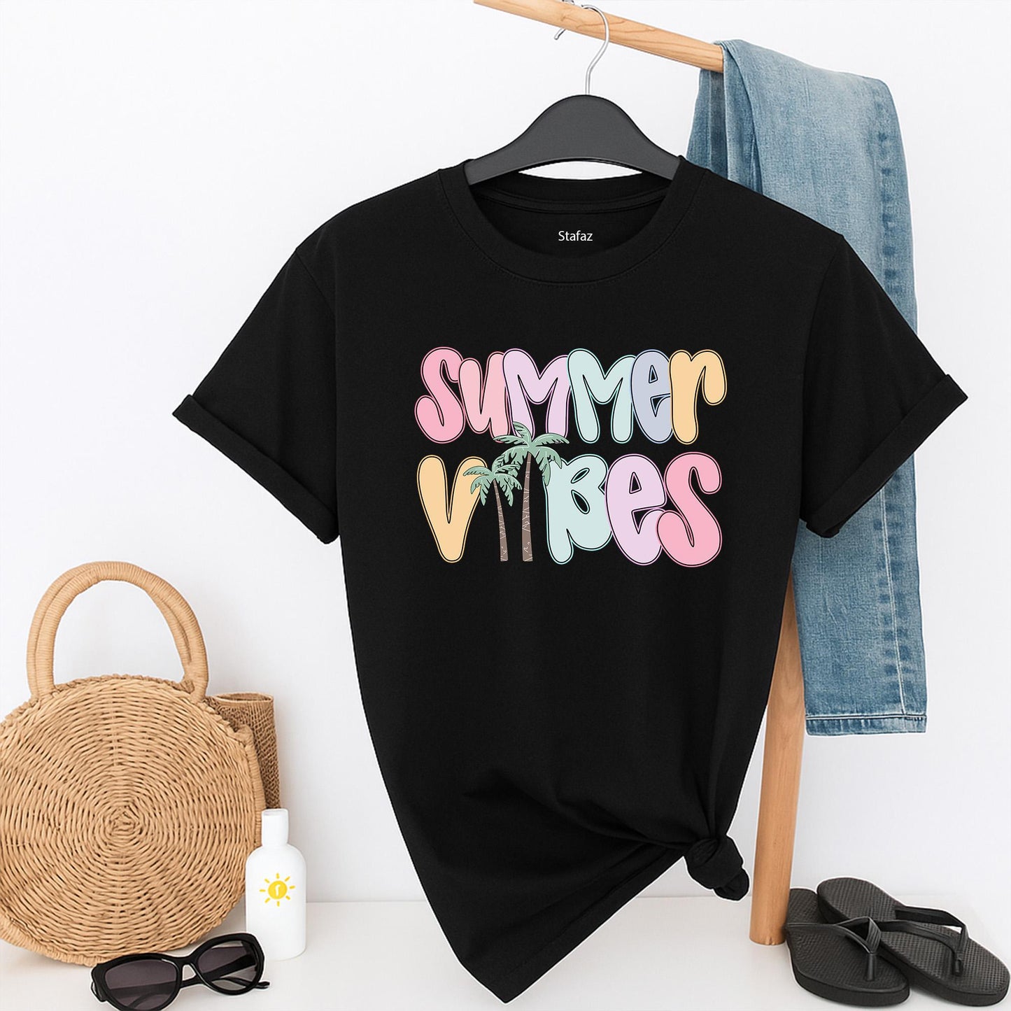 Summer Vibes Beach Shirt for Women: Pastel Bubble Letters & Palm Trees! Retro Summer Tee, Coastal Vacation Gift