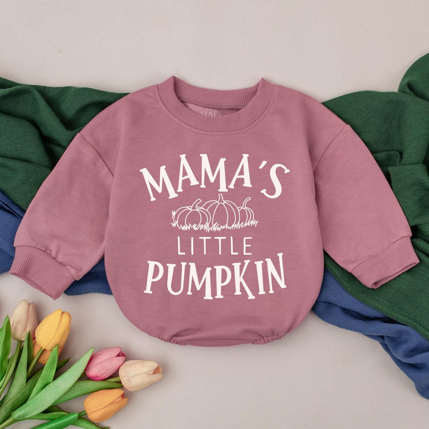 Mama's Little Pumpkin Retro Romper Baby Girl Outfit, First Thanksgiving Bodysuit Gift, Autumn Fall Clothes, Baby Shower Present