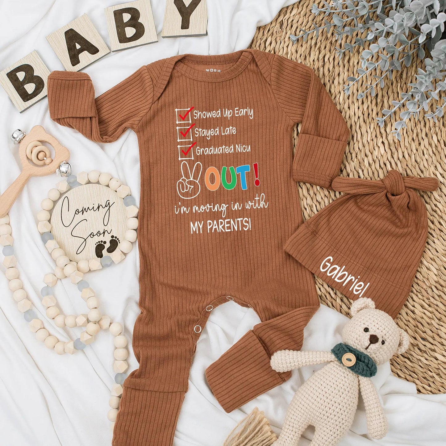 I'm Moving in with My Parents Baby Bodysuit Newborn Outfit, Funny Coming Home Romper, NICU Baby Clothes, Shower Gift