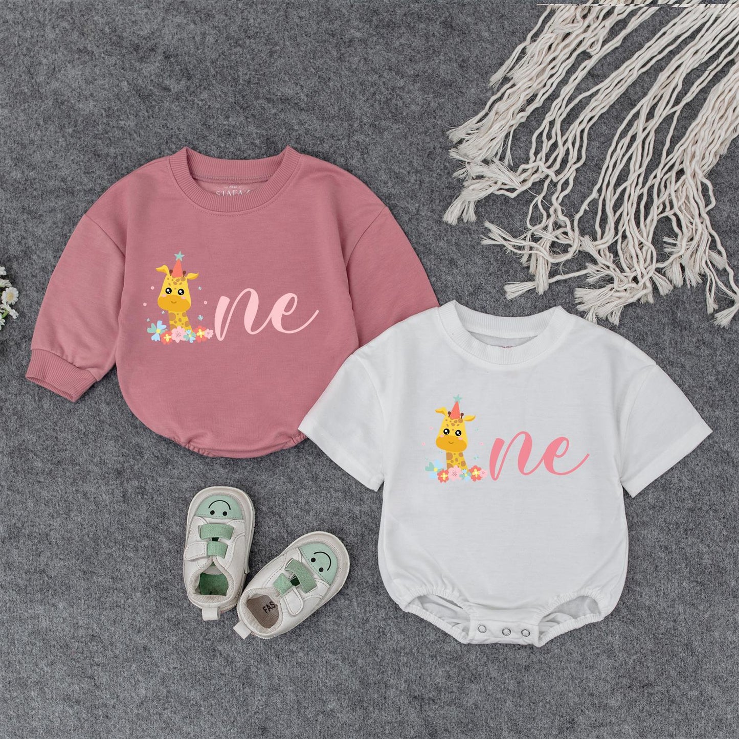 Giraffe One Birthday Outfit Baby Girl Boy Party Clothes Personalized First Birthday Romper Whimsical Flowers Cartoon Party Hat Cute 1st Birthday Gift 139 chars