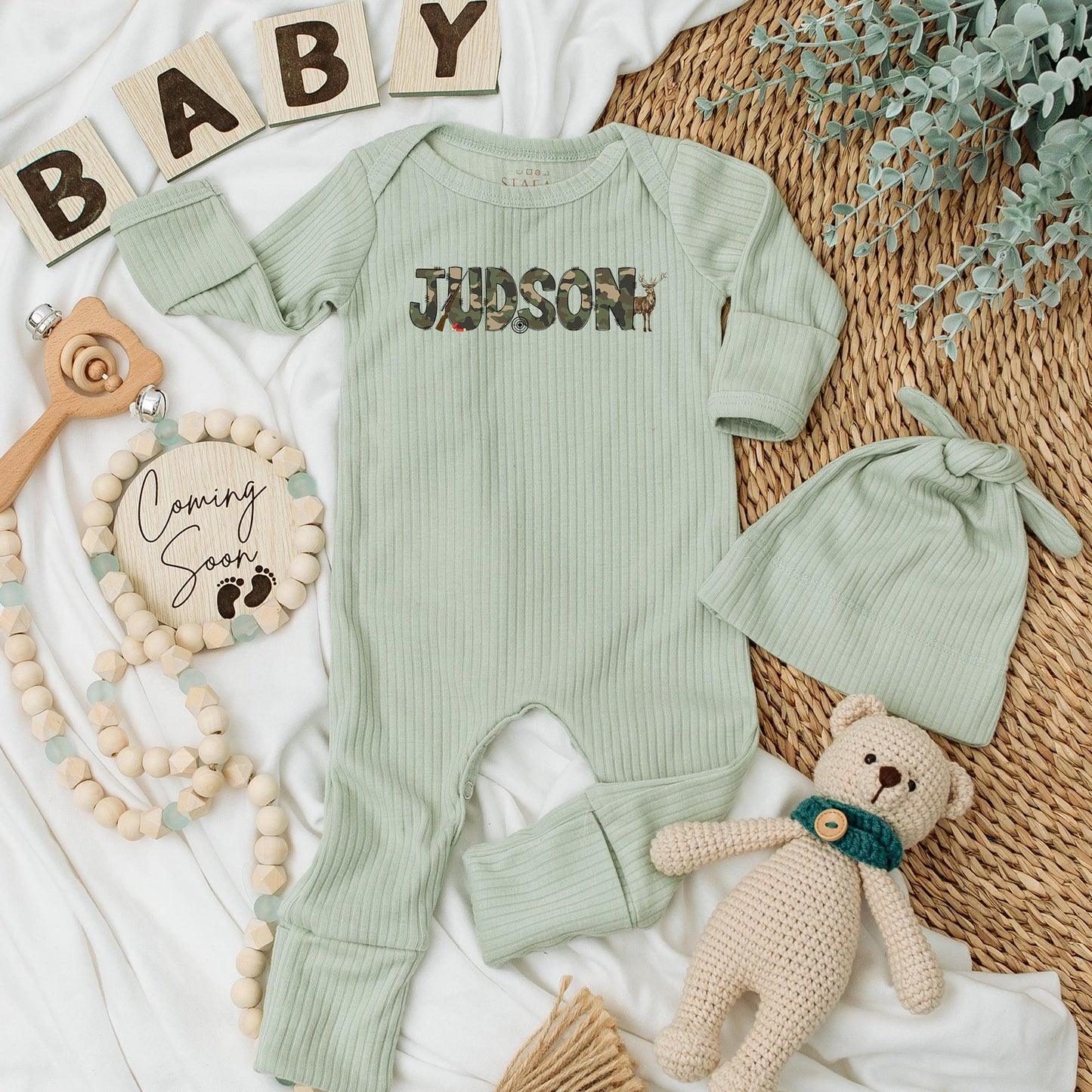Personalized Hunter Name Baby Bodysuit Camo Hunting Outfit Future Hunter with Dad Newborn Baby Shower Gift Comfortable Outdoor Clothes