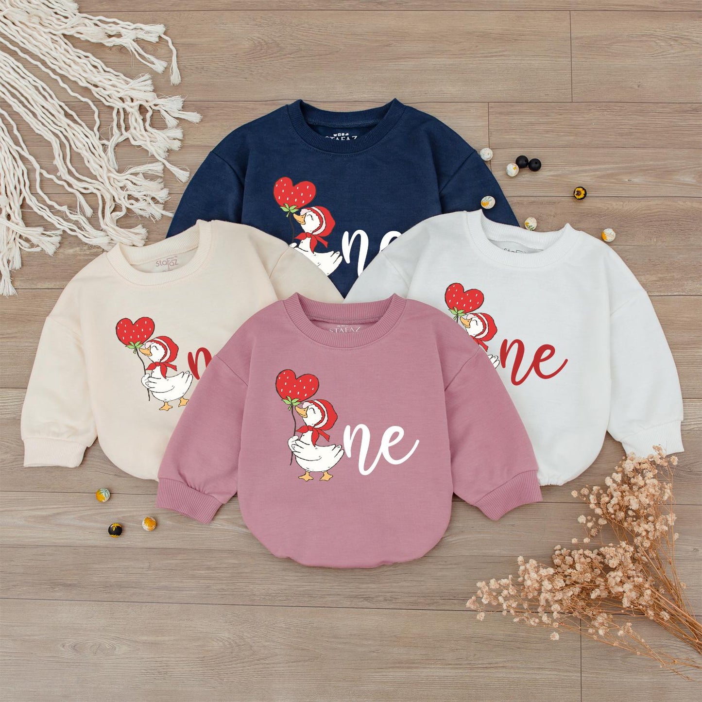 Cute Duck with Strawberry Balloon First Birthday Outfit Baby Girl Boy Red Bonnet 1st Birthday Clothes Toddler Bodysuit Cheerful