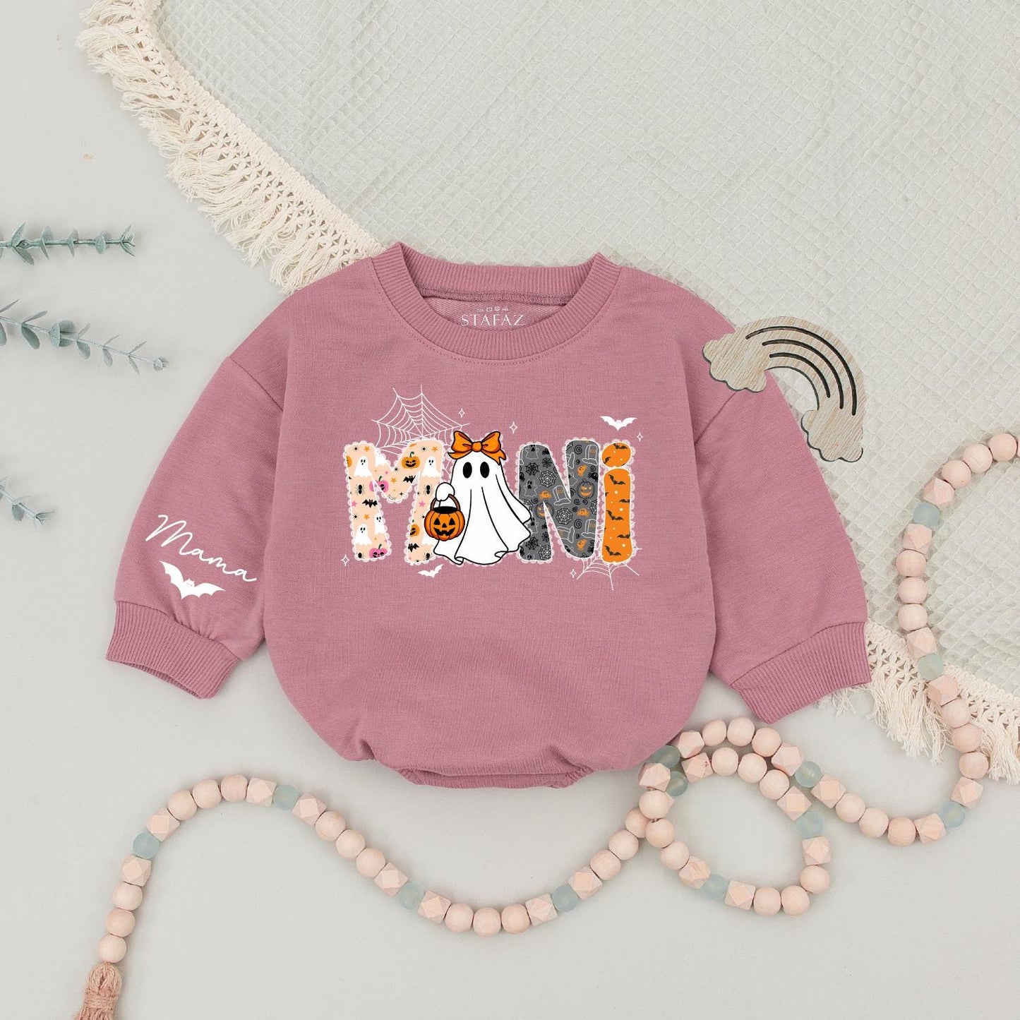 Matching Mama Mini Halloween Sweatshirts, Spooky Ghost & Bats Design, Mommy and Me, Retro Fall Family Shirts
