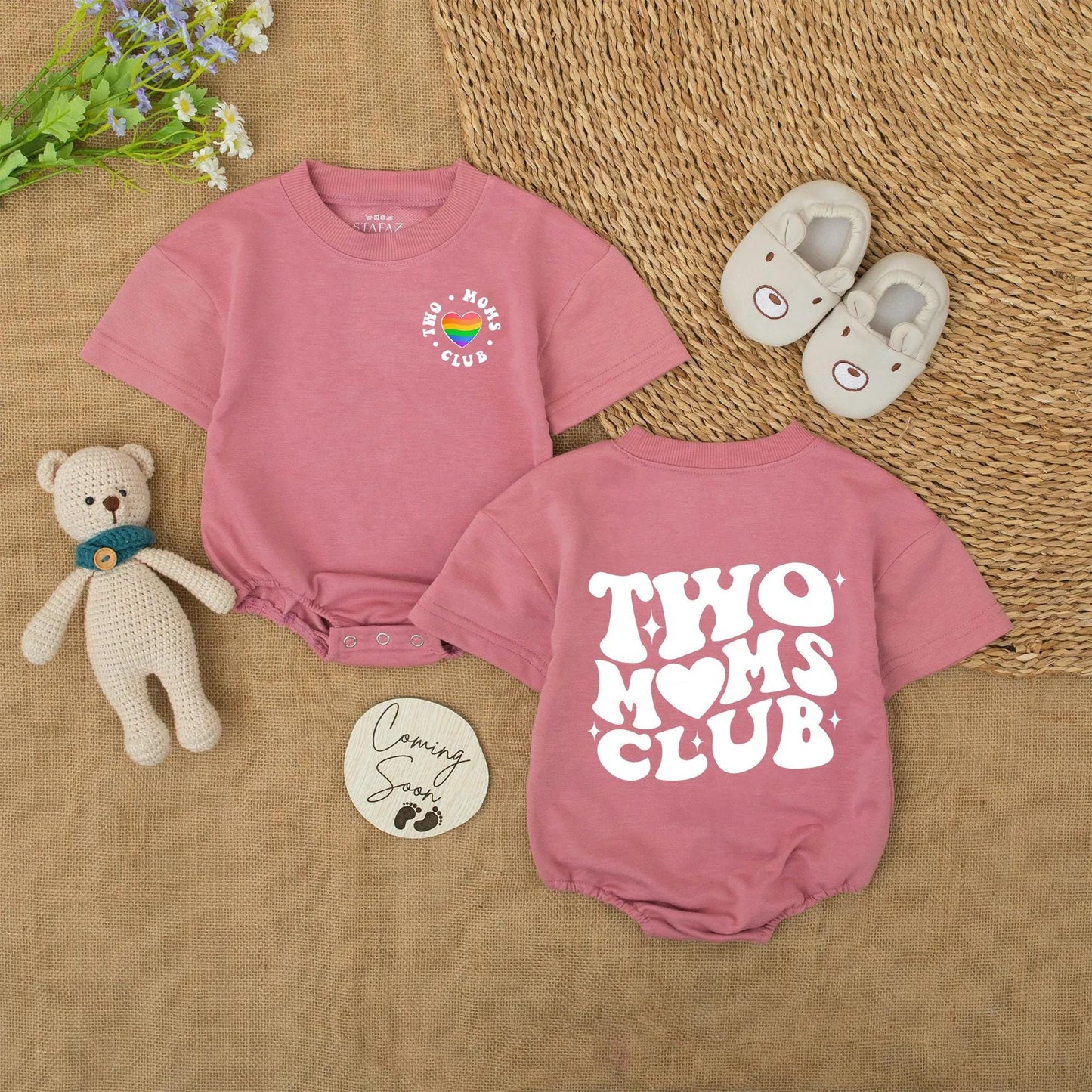 Two Moms Club Baby Romper Rainbow Heart Outfit LGBTQ Pride Bodysuit Groovy Font Design Colorful LGBT Baby Gift Soft Cotton Clothes Queer Family Outfit
