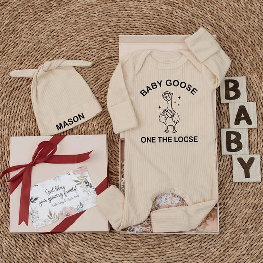 Baby Goose on the Loose Bodysuit Cute Cartoon Goose Outfit Funny Newborn Clothes Baby Shower Gift Gender Neutral Newborn Announcement