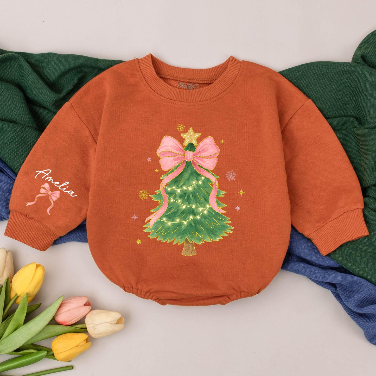 Personalized Baby Girl Christmas Tree Romper Pink Bow Gold Star Lights Whimsical Watercolor Xmas Bodysuit Custom Name Winter Outfit Festive First Christmas Gift