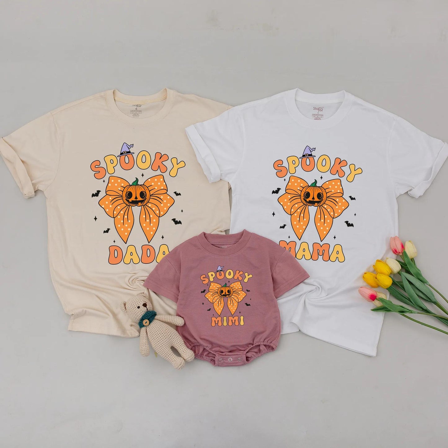 Retro Spooky Mama & Mini Matching Halloween Sweatshirt Cute Pumpkin Bow Witch Hat Family Outfit Orange Yellow Black Bats Stars