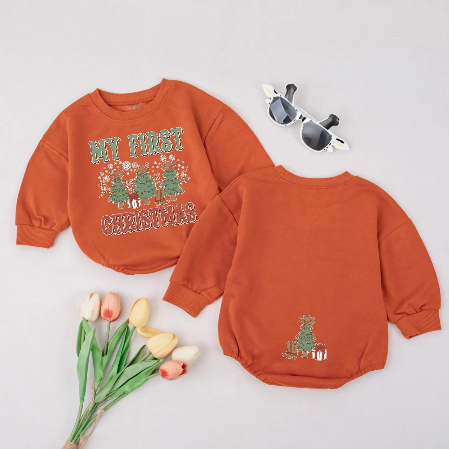Western Christmas Bubble Romper Baby's First Christmas Outfit Retro Cowboy Holiday Gift Rustic Xmas Bodysuit Baby Announcement Clothes