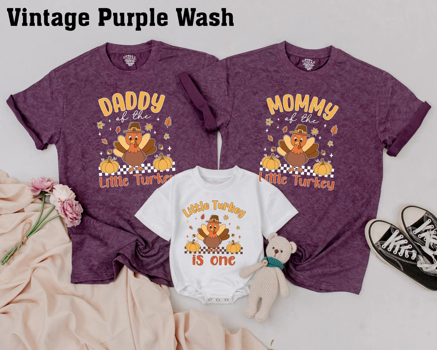 Warm Autumn Family Matching Thanksgiving Shirts Daddy Mommy Little Turkey 2025 Retro Fall Holiday Tees with Pumpkins and Leaves