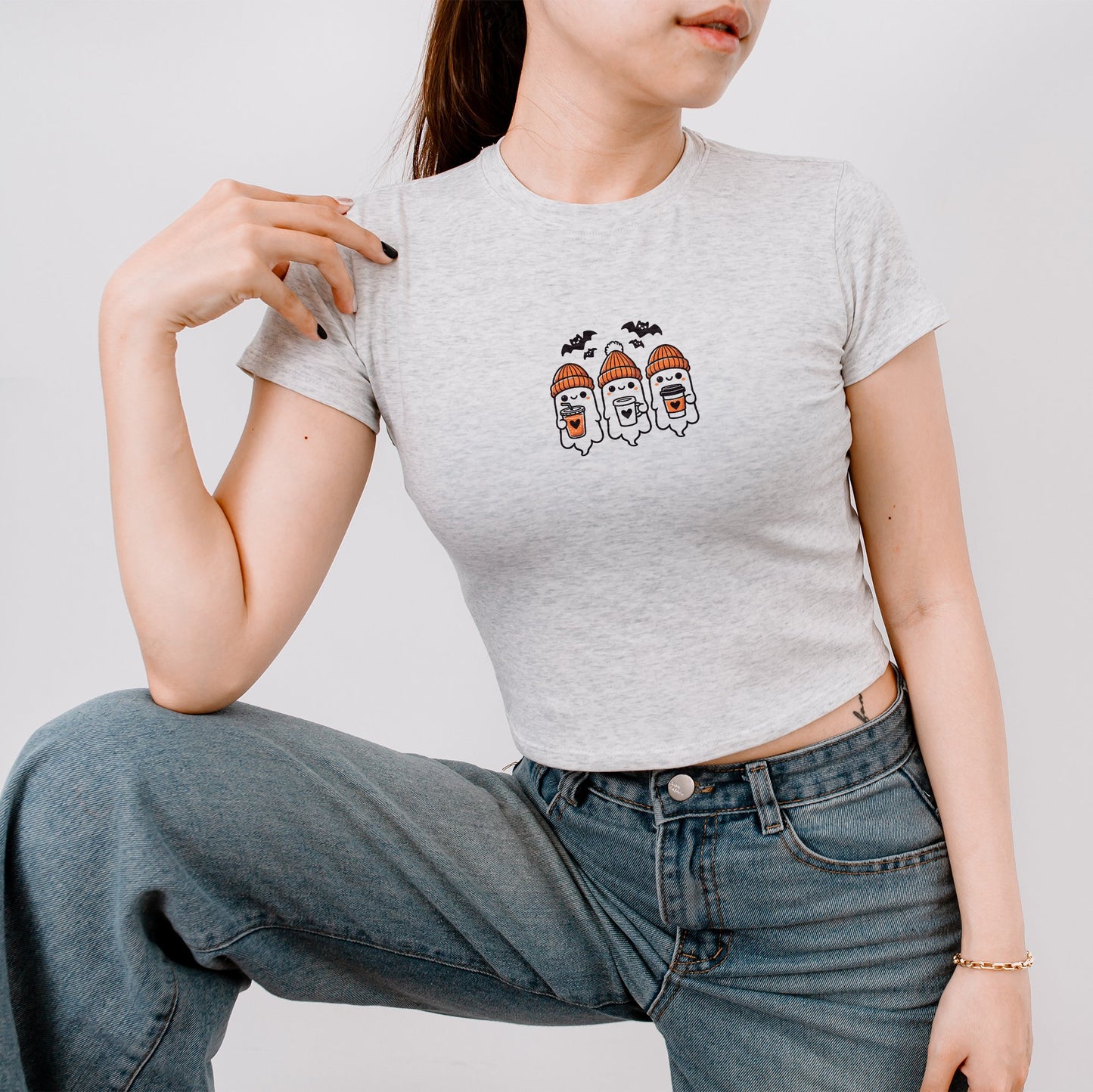 Spooky Y2K Fashion Tee - Graphic Halloween Crop Top for Girls' 90s Style