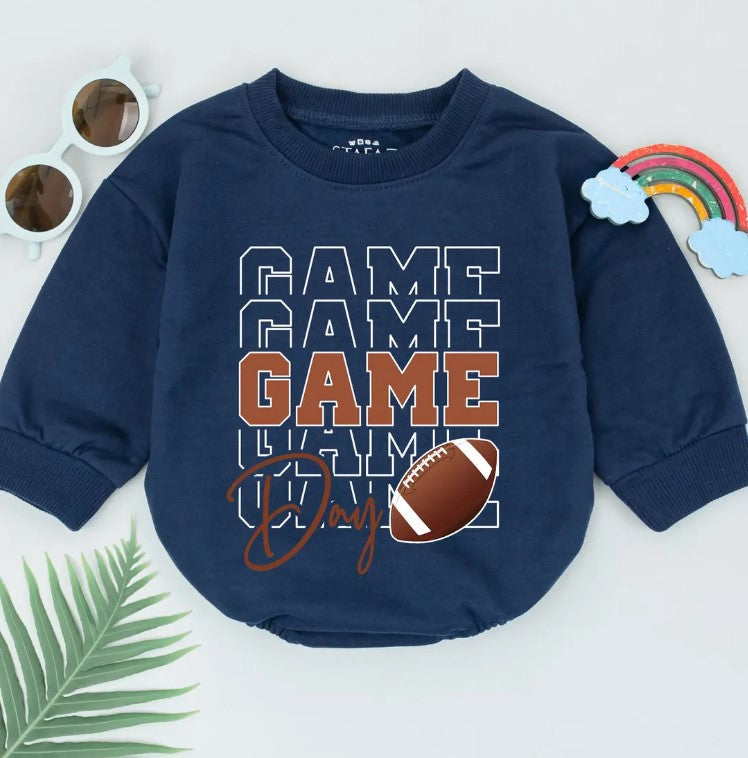 Retro Football Baby Outfit: Season's Trendy Design for Tiny Fans!