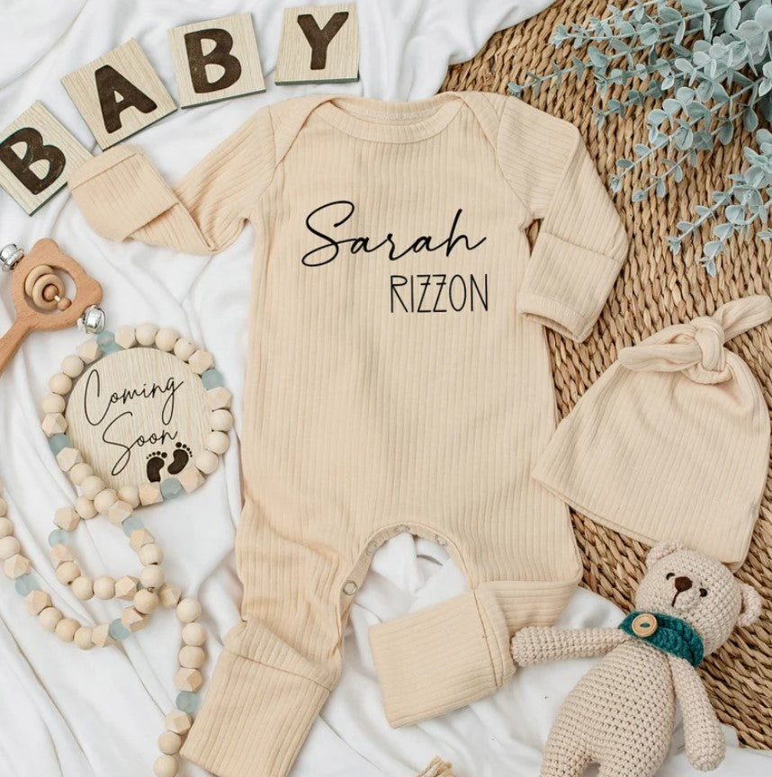Personalized Newborn Romper: Cosy Baby Shower Gift for Boys/Girls