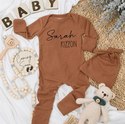 Personalized Newborn Romper: Cosy Baby Shower Gift for Boys/Girls