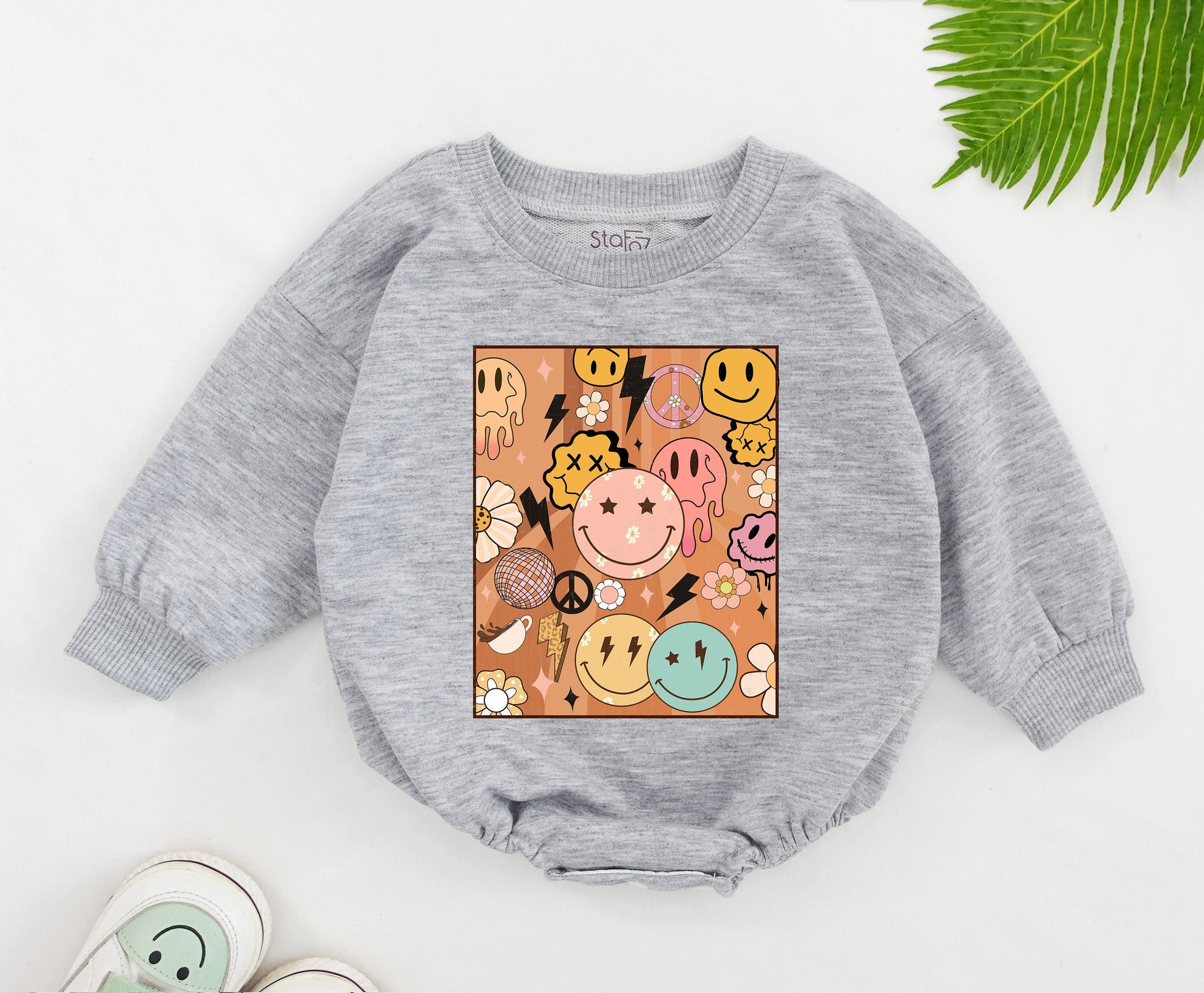 Retro Smile Face Romper - Cute Birthday Outfit for Babies & Toddlers